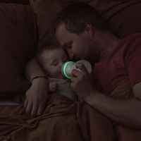 Комплект Philips Avent шише Natural Response 3.0 с биберон среден поток, 260 мл + залъгалка Ultra Soft (0-6), светещи-GeiNx.jpeg