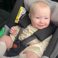 Столче за кола Mountain Buggy Protect i-Size, черно-сиво + IsoFix база-sQJWF.jpeg