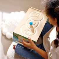 Настолна игра 2в1 Hape, Премини лавата-07GAg.jpeg