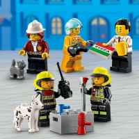 Конструктор LEGO City Пожарникарска станция-3OEaL.jpg