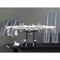 Конструктор LEGO Ideas Международна космическа станция-58edJ.jpg