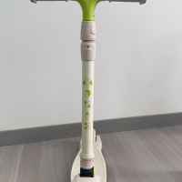 Детски скутер Chipolino Moxie, бял/лайм-Co7Ea.jpeg