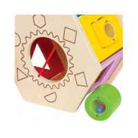 Дървена играчка с форми за сортиране Hape-MwntP.jpeg
