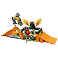 Конструктор LEGO City Stuntz Каскадьорски парк-Om3M0.jpg