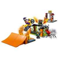 Конструктор LEGO City Stuntz Каскадьорски парк-QDItM.jpg