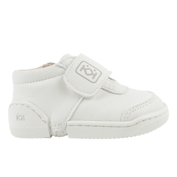 Буйка Колев и Колев, лебедово бяло-Qy49R.png