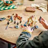 Конструктор LEGO Harry Potter, Плаваща къща в замъка Хогуортс-SlMh7.jpeg