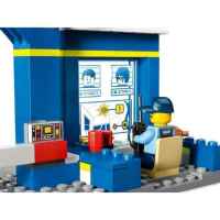 Конструктор LEGO City Преследване с полицейски участък-XhFPn.jpg
