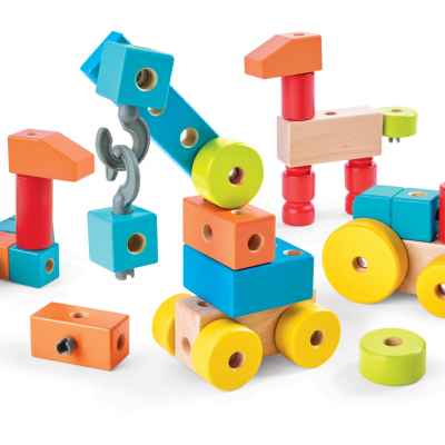 Комплект дървени, цветни кубчета Hape, 44 части