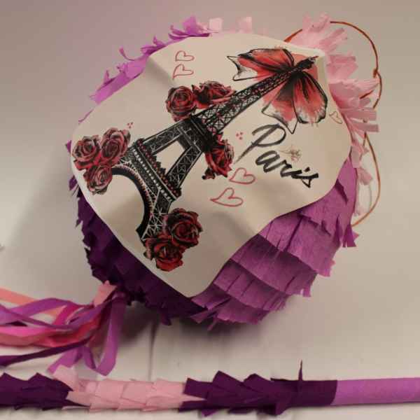 Пинята, Айфелова кула-gJGbX.jpeg