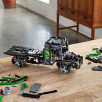 Конструктор LEGO Technic Камион 4x4 Mercedes-Benz Zetros-kL4Lp.jpg