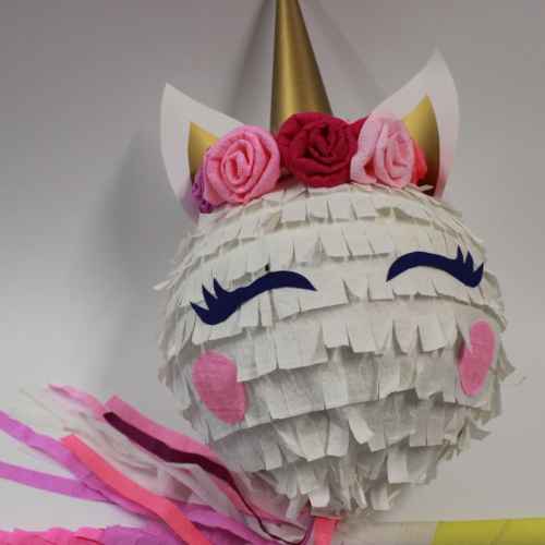 Пинята, Unicorn