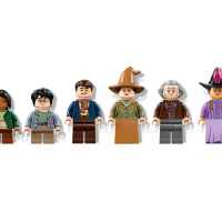 Конструктор LEGO Harry Potter, Оливандър и дрехи от мадам Молкин-lrwta.jpeg