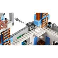 Конструктор LEGO Minecraft, Леденият замък-nEi02.jpg