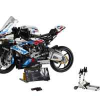 Конструктор LEGO TECHNIC BMW M 1000 RR-osP8k.jpg