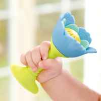 Дрънкалка и гризалка за зъби Hape, Синьо цвете-qZygL.jpeg