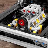 Конструктор LEGO Technic Doms Dodge Charger-svdd7.jpg