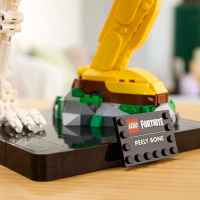 Конструктор LEGO Fortnite, Peely bone-tblGz.jpeg
