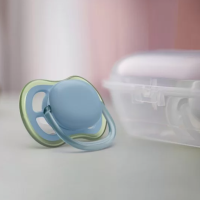 Ортодонтични залъгалки Philips AVENT Ultra Air, синьо и зелено в кутия за стерилизиране, 2 бр.-zgw9g.png